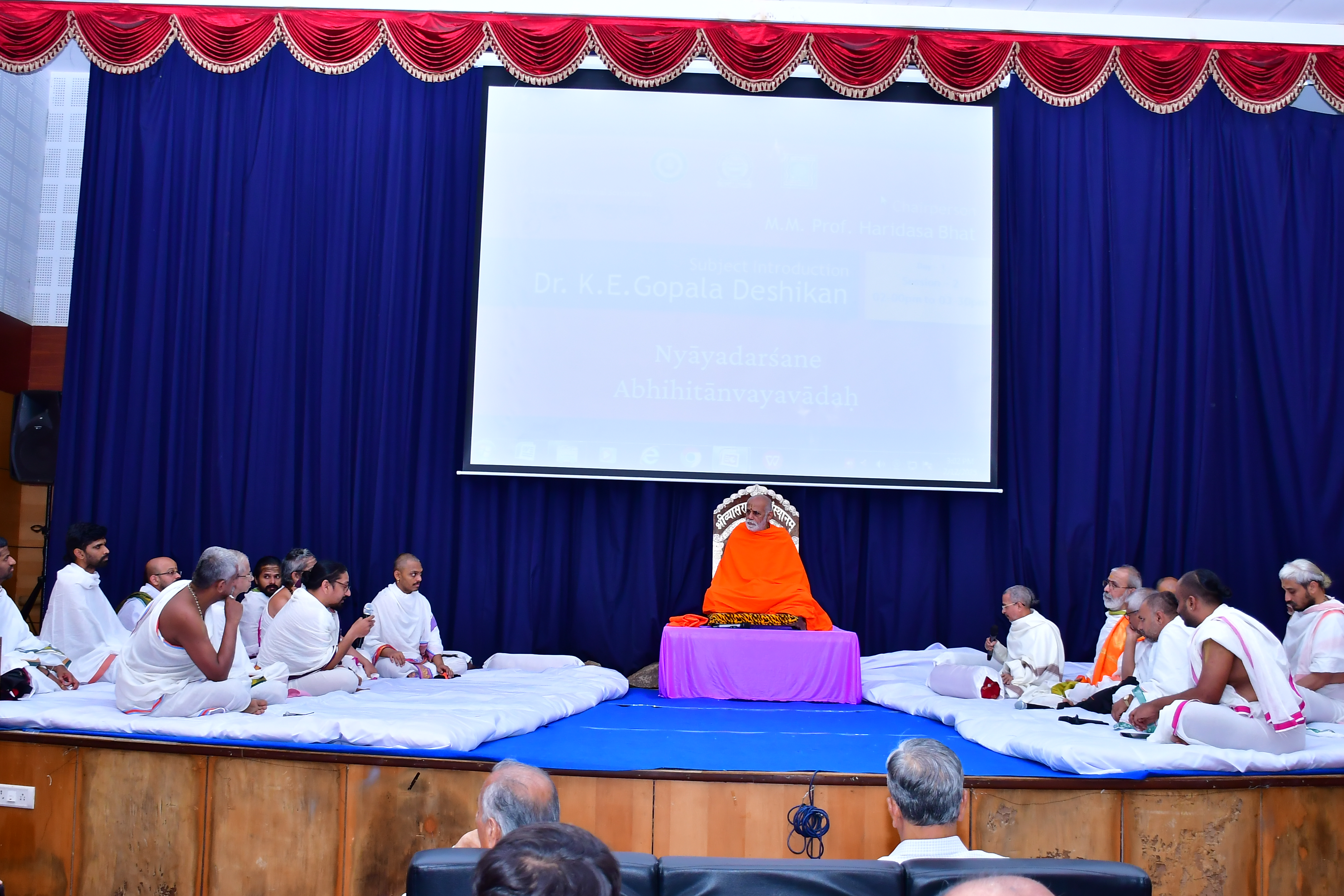 International Seminar on Darsanesu Vrttisvarupavimarsah